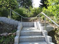 Handlauf für Gartentreppe auf Granitstein